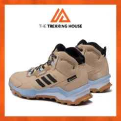 Giày leo núi trekking Adidas