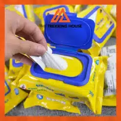 Khăn giấy ướt lau giày thể thao